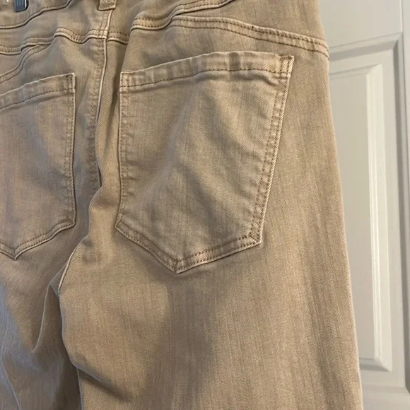 Women’s Liverpool size 2/26 jeans. Biscuit tan color - Picture 9 of 14